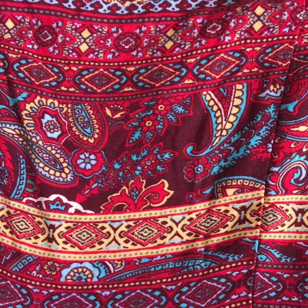 Patterned Dress - Picture 2 of 3